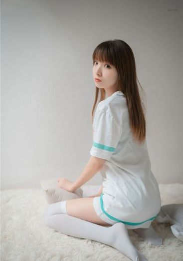 我们夫妇和老外小伙3p_720日本电影免费