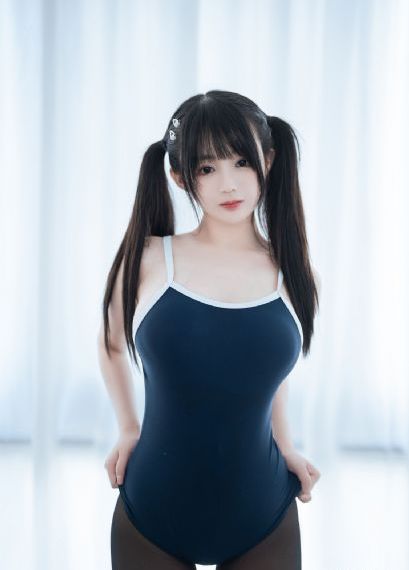 漂亮的保姆7_4K免费观看