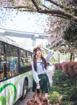 暴力肉体进入hdxxxx古装_超清电影完整版在线观看