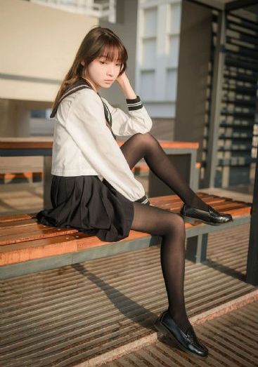 《桃色香居》免费观看_超清动漫在线观看