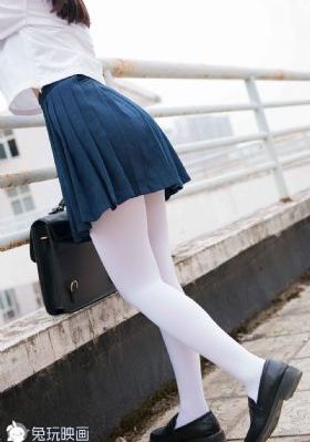 新任女教师电影_迅雷在线观看