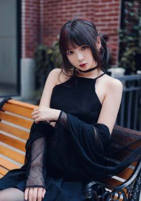 秘书的_720迅雷电影在线