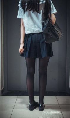 国产偷窥女厕所高清_高清高清完整版播放